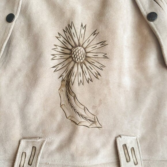 Vintage Suede beige Hand Tooled Short Boho Cape w pockets S - Picture 4 of 11
